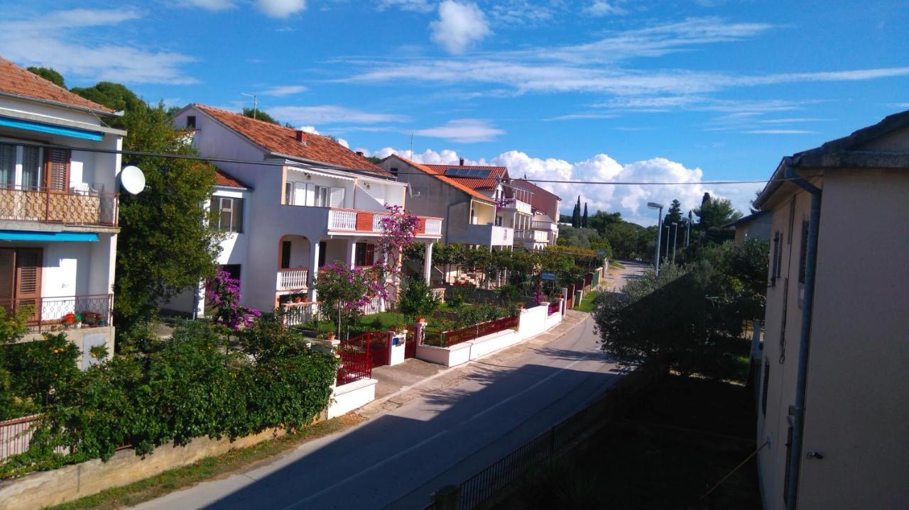 Apartmani Nimcevic Биоград на Мору Екстериор снимка
